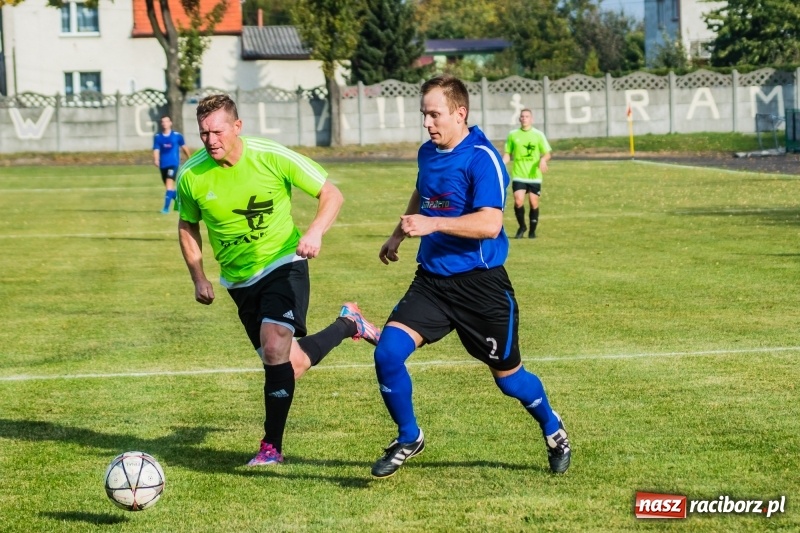 Zdjęcie w galerii na portalu naszraciborz.pl: Nie taki lider straszny jak go malują. Wielkie derby gminy Krzyżanowice na remis wiadomości z regionu