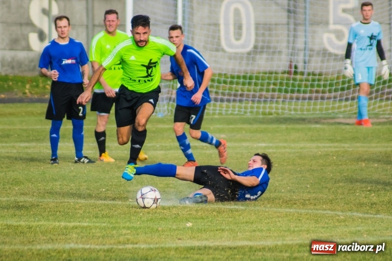 Zdjęcie w galerii na portalu naszraciborz.pl: Nie taki lider straszny jak go malują. Wielkie derby gminy Krzyżanowice na remis wiadomości z regionu