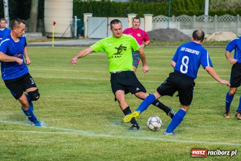 Zdjęcie w galerii na portalu naszraciborz.pl: Nie taki lider straszny jak go malują. Wielkie derby gminy Krzyżanowice na remis wiadomości z regionu