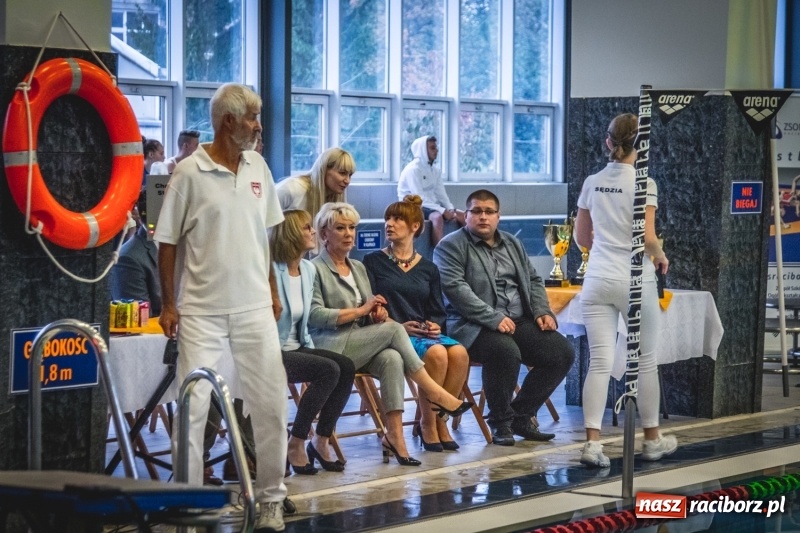 Zdjęcie w galerii na portalu naszraciborz.pl: Pływackie sprinty na torach ZSOMS  wiadomości z regionu