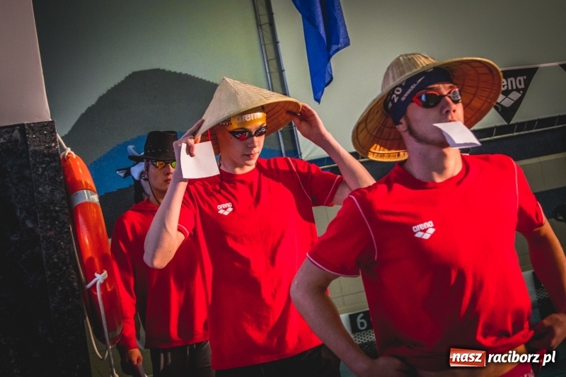 Zdjęcie w galerii na portalu naszraciborz.pl: Pływackie sprinty na torach ZSOMS  wiadomości z regionu