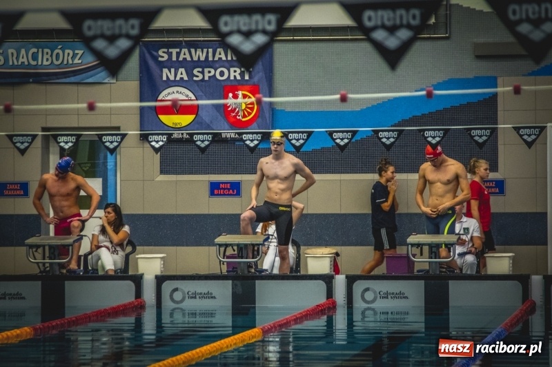 Zdjęcie w galerii na portalu naszraciborz.pl: Pływackie sprinty na torach ZSOMS  wiadomości z regionu