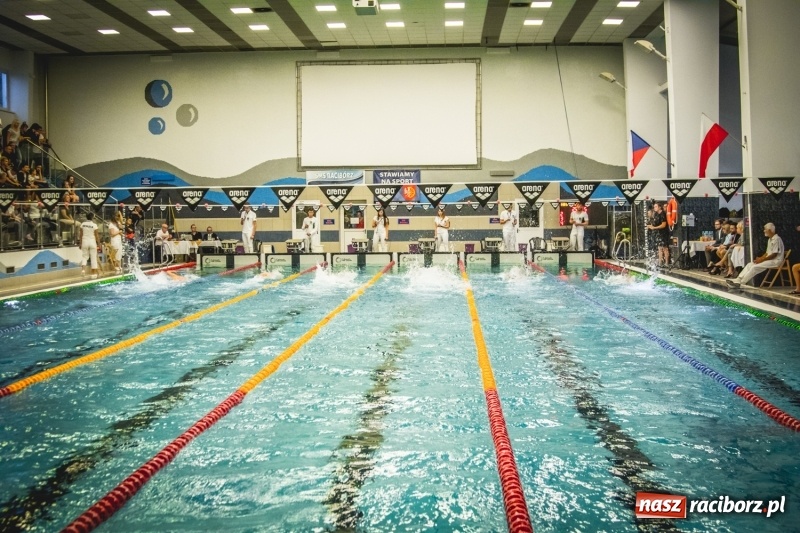 Zdjęcie w galerii na portalu naszraciborz.pl: Pływackie sprinty na torach ZSOMS  wiadomości z regionu