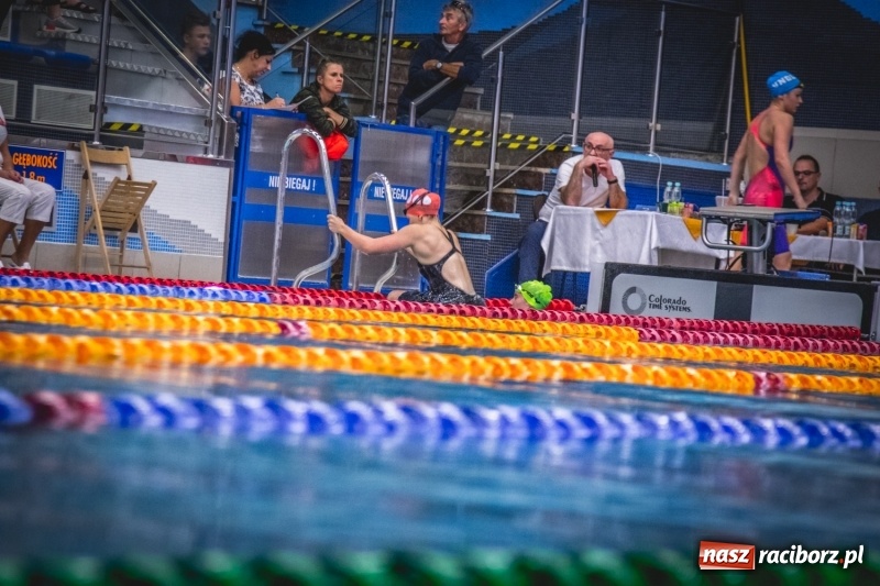 Zdjęcie w galerii na portalu naszraciborz.pl: Pływackie sprinty na torach ZSOMS  wiadomości z regionu