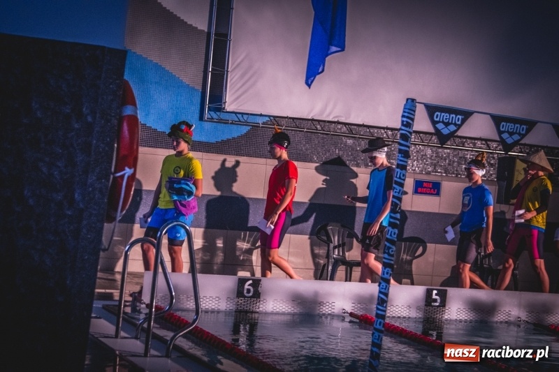 Zdjęcie w galerii na portalu naszraciborz.pl: Pływackie sprinty na torach ZSOMS  wiadomości z regionu