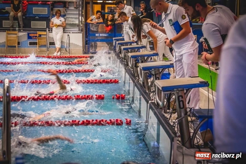Zdjęcie w galerii na portalu naszraciborz.pl: Pływackie sprinty na torach ZSOMS  wiadomości z regionu