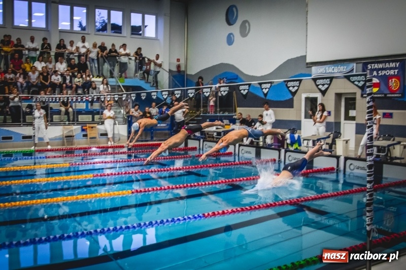 Zdjęcie w galerii na portalu naszraciborz.pl: Pływackie sprinty na torach ZSOMS  wiadomości z regionu