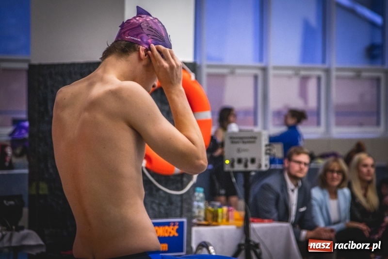 Zdjęcie w galerii na portalu naszraciborz.pl: Pływackie sprinty na torach ZSOMS  wiadomości z regionu
