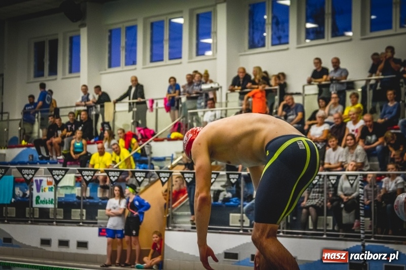 Zdjęcie w galerii na portalu naszraciborz.pl: Pływackie sprinty na torach ZSOMS  wiadomości z regionu