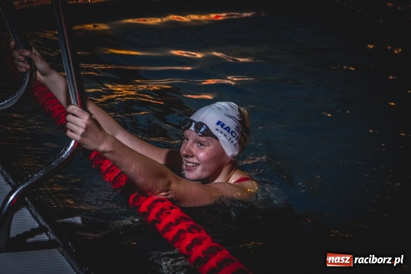 Zdjęcie w galerii na portalu naszraciborz.pl: Pływackie sprinty na torach ZSOMS  wiadomości z regionu