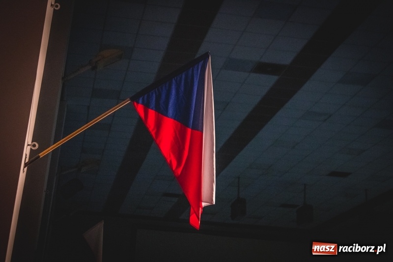 Zdjęcie w galerii na portalu naszraciborz.pl: Pływackie sprinty na torach ZSOMS  wiadomości z regionu