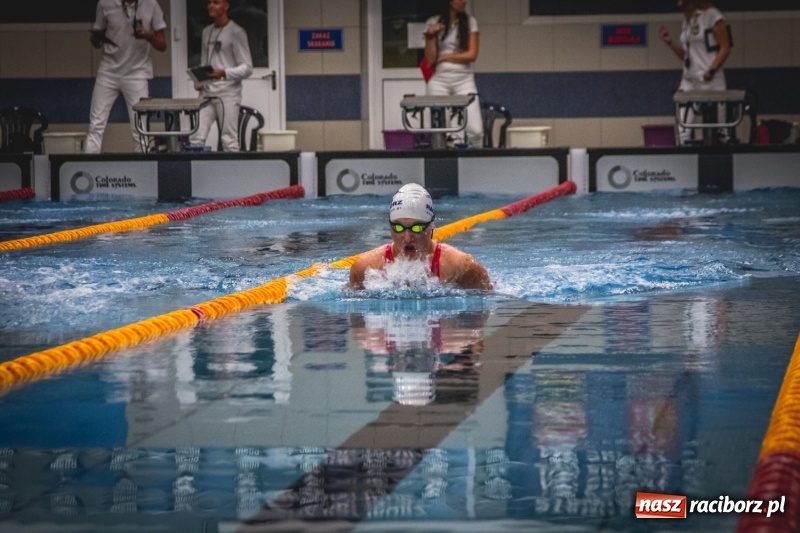 Zdjęcie w galerii na portalu naszraciborz.pl: Pływackie sprinty na torach ZSOMS  wiadomości z regionu
