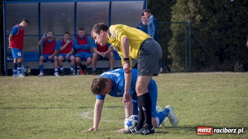 Zdjęcie w galerii na portalu naszraciborz.pl: Pewne zwycięstwo Markowic nad Adamowicami wiadomości z regionu