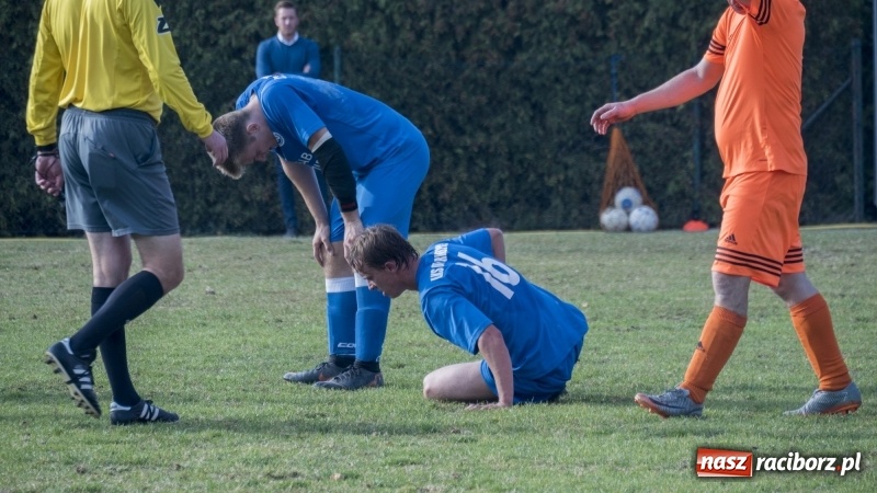 Zdjęcie w galerii na portalu naszraciborz.pl: Pewne zwycięstwo Markowic nad Adamowicami wiadomości z regionu