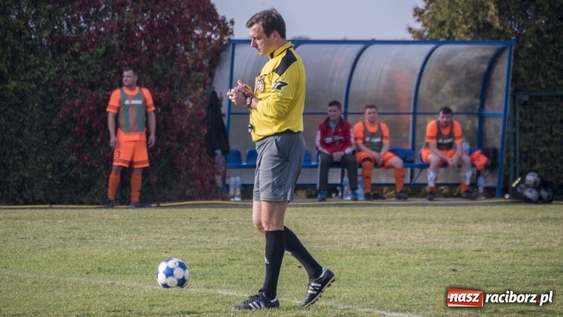 Zdjęcie w galerii na portalu naszraciborz.pl: Pewne zwycięstwo Markowic nad Adamowicami wiadomości z regionu