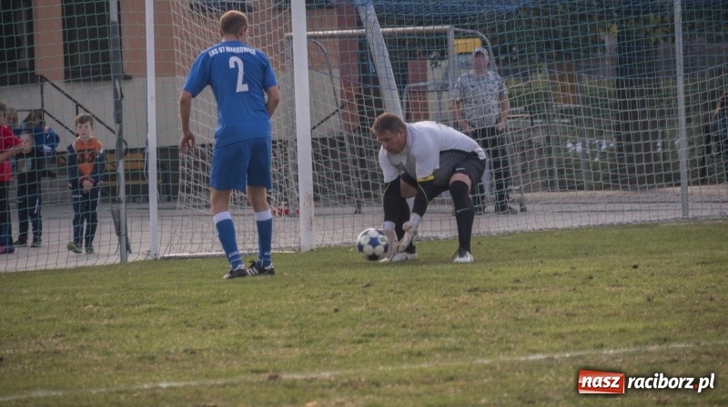 Zdjęcie w galerii na portalu naszraciborz.pl: Pewne zwycięstwo Markowic nad Adamowicami wiadomości z regionu