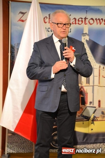 Zdjęcie w galerii na portalu naszraciborz.pl: Tu wszędzie jest nasza ojczyzna... - koncert laureatów Konkursu Pieśni, Piosenki i Poezji Patriotycznej za nami  wiadomości z regionu