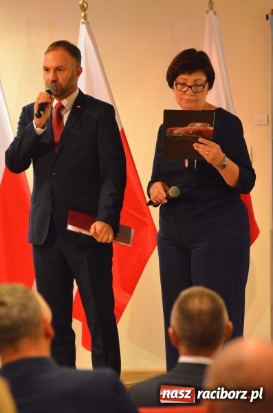 Zdjęcie w galerii na portalu naszraciborz.pl: Tu wszędzie jest nasza ojczyzna... - koncert laureatów Konkursu Pieśni, Piosenki i Poezji Patriotycznej za nami  wiadomości z regionu