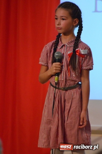 Zdjęcie w galerii na portalu naszraciborz.pl: Tu wszędzie jest nasza ojczyzna... - koncert laureatów Konkursu Pieśni, Piosenki i Poezji Patriotycznej za nami  wiadomości z regionu