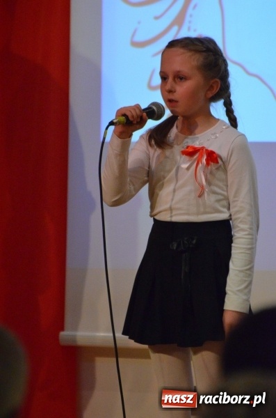 Zdjęcie w galerii na portalu naszraciborz.pl: Tu wszędzie jest nasza ojczyzna... - koncert laureatów Konkursu Pieśni, Piosenki i Poezji Patriotycznej za nami  wiadomości z regionu