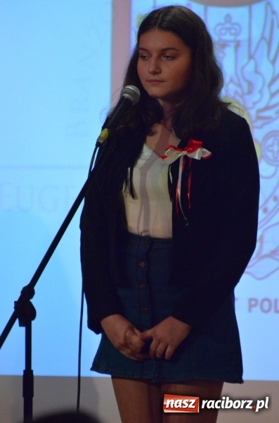 Zdjęcie w galerii na portalu naszraciborz.pl: Tu wszędzie jest nasza ojczyzna... - koncert laureatów Konkursu Pieśni, Piosenki i Poezji Patriotycznej za nami  wiadomości z regionu