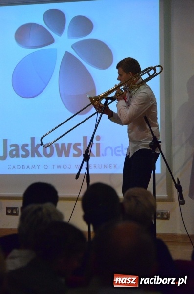 Zdjęcie w galerii na portalu naszraciborz.pl: Tu wszędzie jest nasza ojczyzna... - koncert laureatów Konkursu Pieśni, Piosenki i Poezji Patriotycznej za nami  wiadomości z regionu