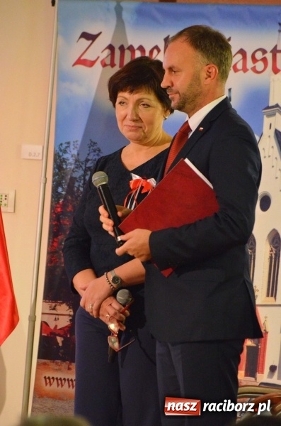 Zdjęcie w galerii na portalu naszraciborz.pl: Tu wszędzie jest nasza ojczyzna... - koncert laureatów Konkursu Pieśni, Piosenki i Poezji Patriotycznej za nami  wiadomości z regionu