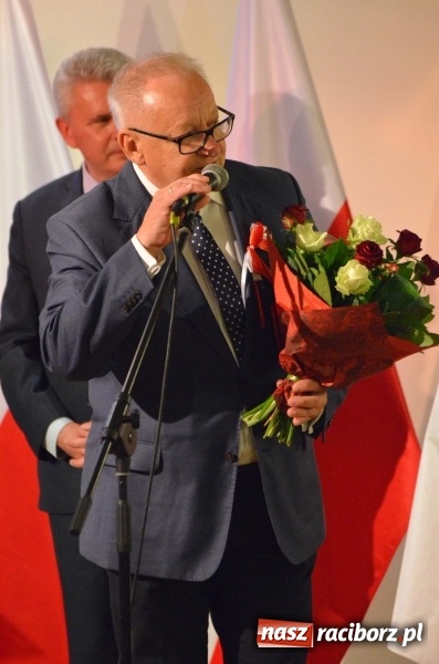 Zdjęcie w galerii na portalu naszraciborz.pl: Tu wszędzie jest nasza ojczyzna... - koncert laureatów Konkursu Pieśni, Piosenki i Poezji Patriotycznej za nami  wiadomości z regionu