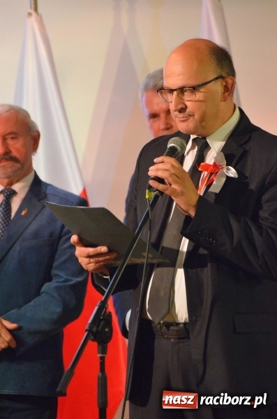 Zdjęcie w galerii na portalu naszraciborz.pl: Tu wszędzie jest nasza ojczyzna... - koncert laureatów Konkursu Pieśni, Piosenki i Poezji Patriotycznej za nami  wiadomości z regionu