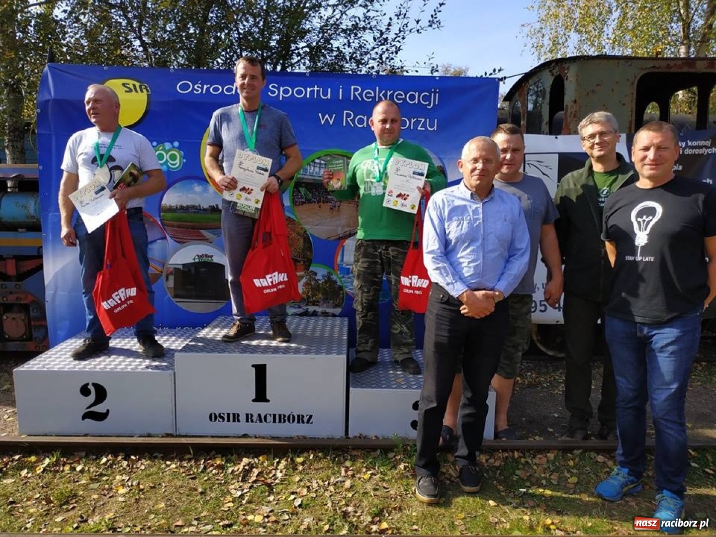 Zdjęcie w galerii na portalu naszraciborz.pl: Aż 125 osób pojechało kolejką w las walczyć o tytuł najlepszego grzybiarza ziemi raciborskiej wiadomości z regionu