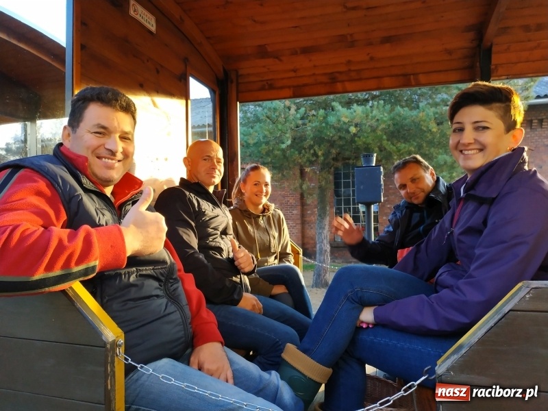 Zdjęcie w galerii na portalu naszraciborz.pl: Aż 125 osób pojechało kolejką w las walczyć o tytuł najlepszego grzybiarza ziemi raciborskiej wiadomości z regionu