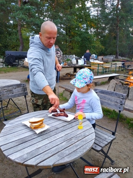 Zdjęcie w galerii na portalu naszraciborz.pl: Aż 125 osób pojechało kolejką w las walczyć o tytuł najlepszego grzybiarza ziemi raciborskiej wiadomości z regionu