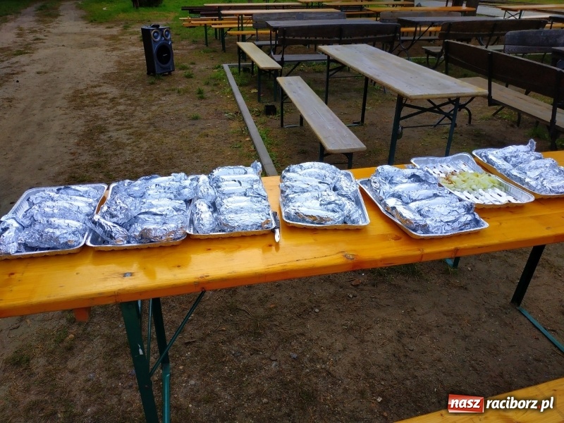 Zdjęcie w galerii na portalu naszraciborz.pl: Aż 125 osób pojechało kolejką w las walczyć o tytuł najlepszego grzybiarza ziemi raciborskiej wiadomości z regionu