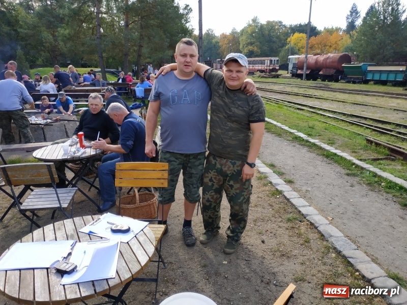 Zdjęcie w galerii na portalu naszraciborz.pl: Aż 125 osób pojechało kolejką w las walczyć o tytuł najlepszego grzybiarza ziemi raciborskiej wiadomości z regionu