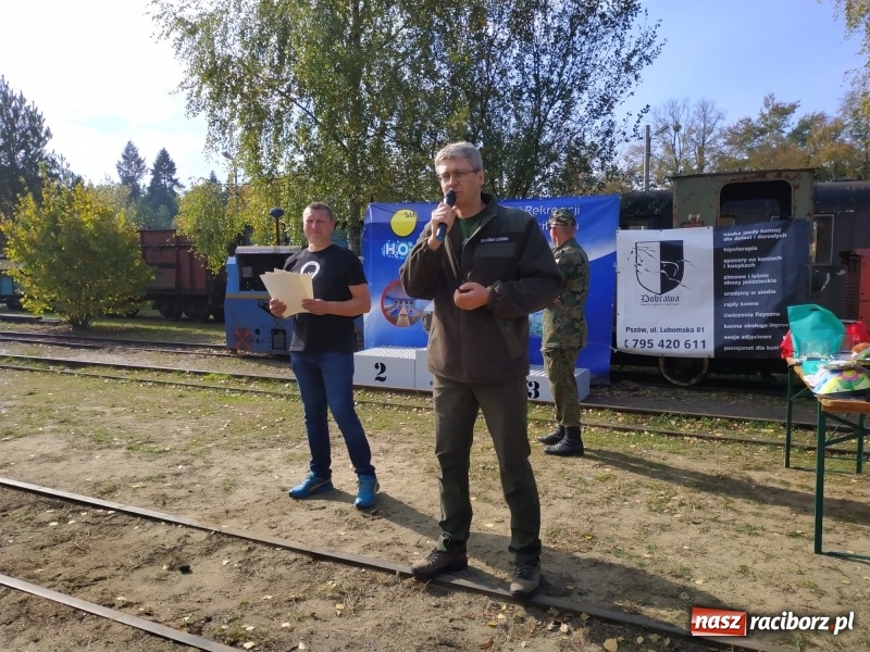 Zdjęcie w galerii na portalu naszraciborz.pl: Aż 125 osób pojechało kolejką w las walczyć o tytuł najlepszego grzybiarza ziemi raciborskiej wiadomości z regionu