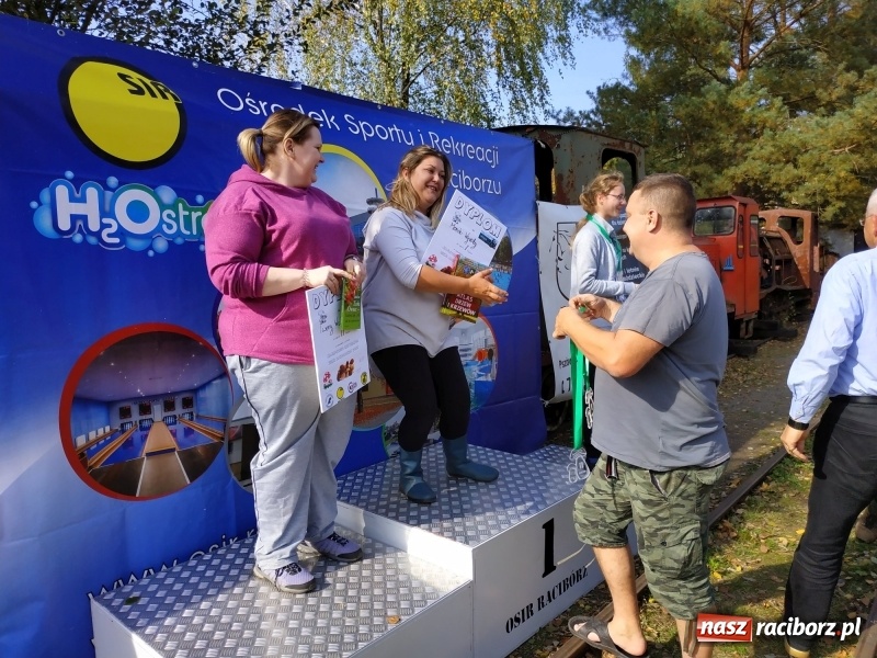 Zdjęcie w galerii na portalu naszraciborz.pl: Aż 125 osób pojechało kolejką w las walczyć o tytuł najlepszego grzybiarza ziemi raciborskiej wiadomości z regionu