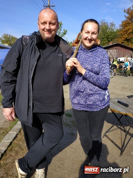 Zdjęcie w galerii na portalu naszraciborz.pl: Aż 125 osób pojechało kolejką w las walczyć o tytuł najlepszego grzybiarza ziemi raciborskiej wiadomości z regionu