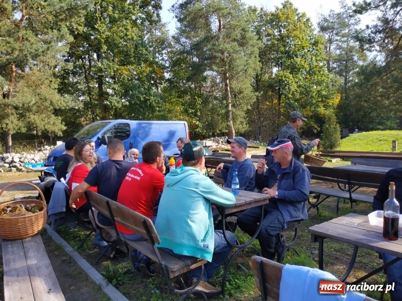 Zdjęcie w galerii na portalu naszraciborz.pl: Aż 125 osób pojechało kolejką w las walczyć o tytuł najlepszego grzybiarza ziemi raciborskiej wiadomości z regionu