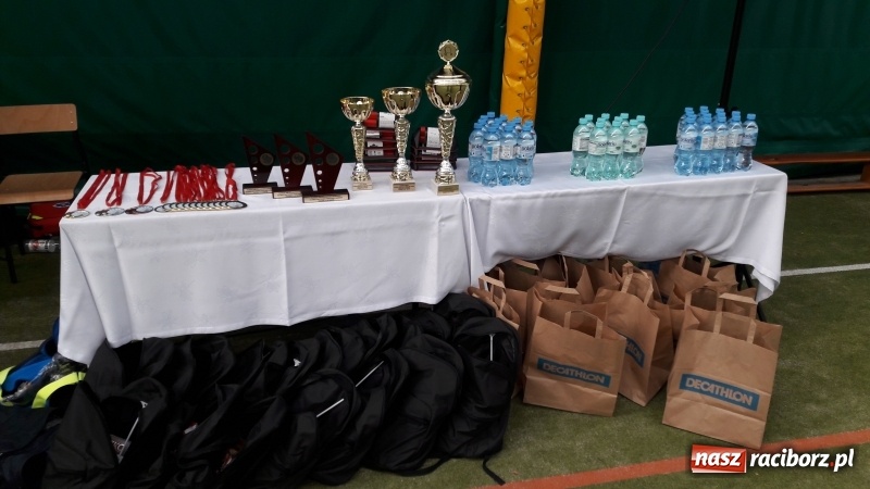 Zdjęcie w galerii na portalu naszraciborz.pl: IV Turniej Tenisa Stołowego o Puchar Starosty Raciborskiego  wiadomości z regionu