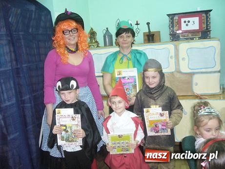 Zdjęcie w galerii na portalu naszraciborz.pl: W odwiedzinach u Baby Jagi wiadomości z regionu