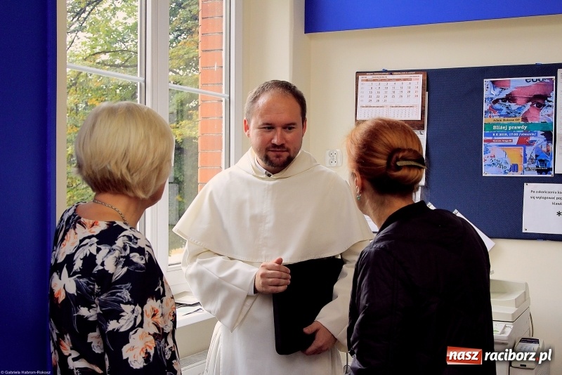 Zdjęcie w galerii na portalu naszraciborz.pl: Adam Rokosz gościem kolejnego Spotkania z Absolwentem w 1 LO wiadomości z regionu