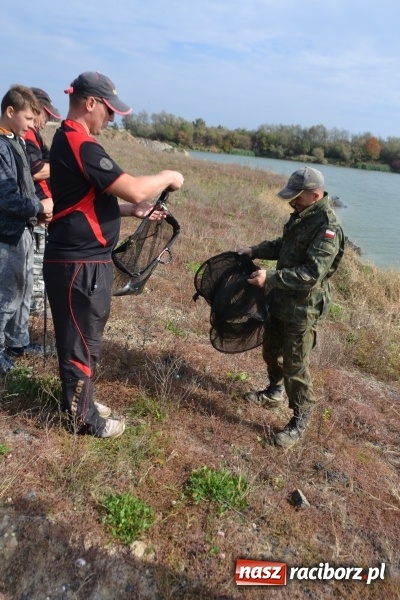 Zdjęcie w galerii na portalu naszraciborz.pl: Kiepskie branie na finał sezonu na stawie Brudny  wiadomości z regionu