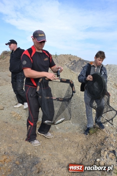 Zdjęcie w galerii na portalu naszraciborz.pl: Kiepskie branie na finał sezonu na stawie Brudny  wiadomości z regionu