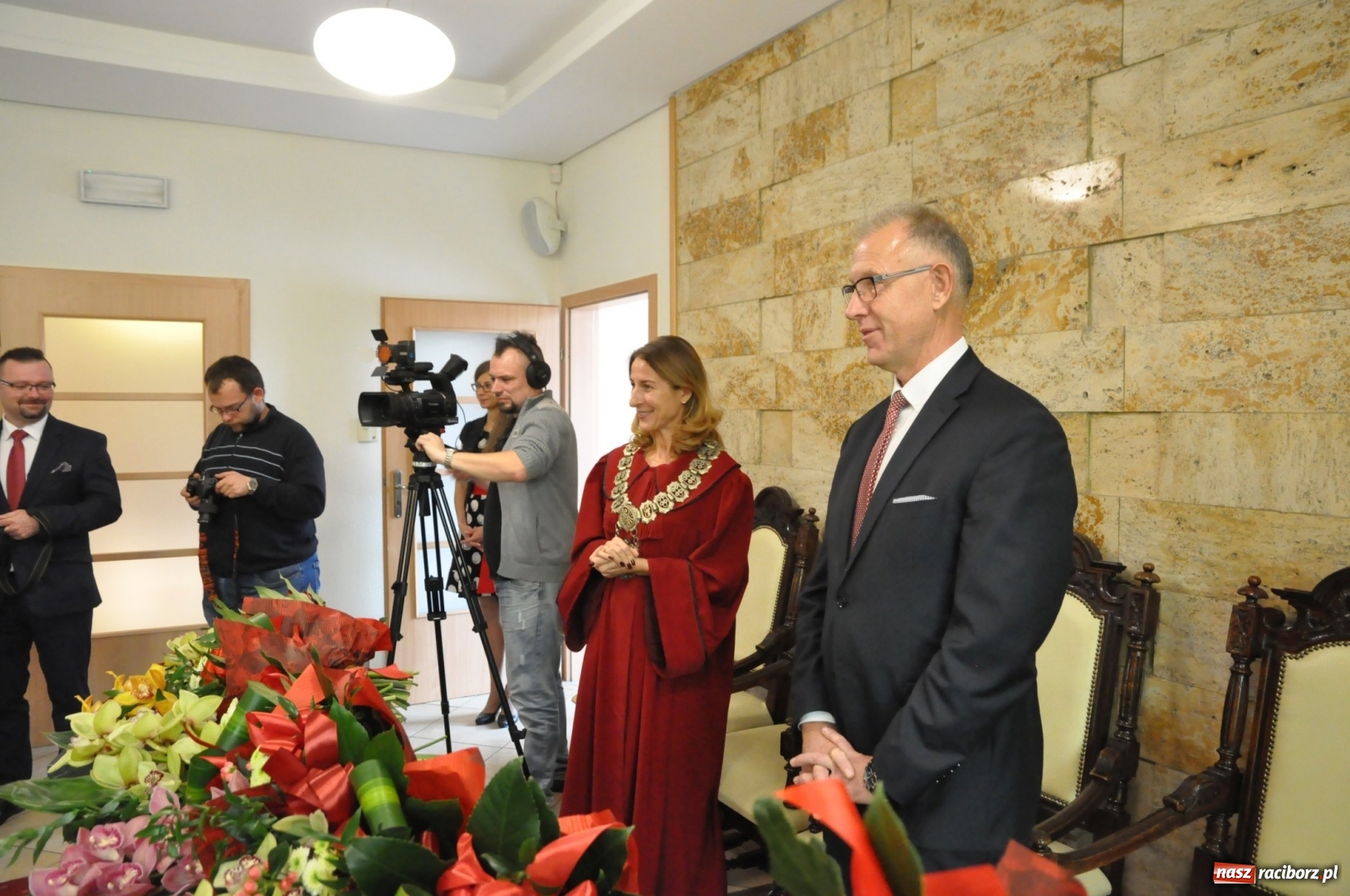 Zdjęcie w galerii na portalu naszraciborz.pl: Złote gody w Raciborzu. Ten medal jest wyjątkowy. Można go zdobyć tylko we dwoje  wiadomości z regionu