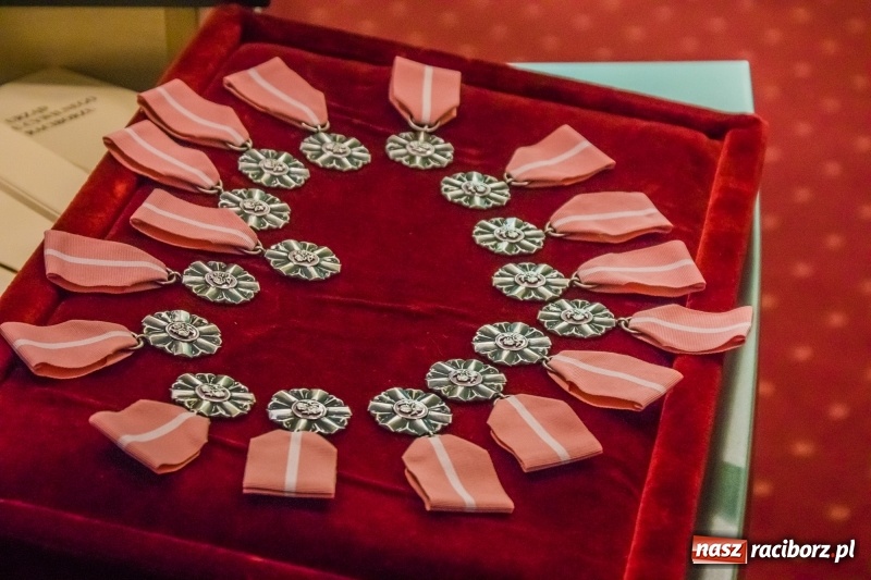 Zdjęcie w galerii na portalu naszraciborz.pl: Złote gody w Raciborzu. Ten medal jest wyjątkowy. Można go zdobyć tylko we dwoje  wiadomości z regionu