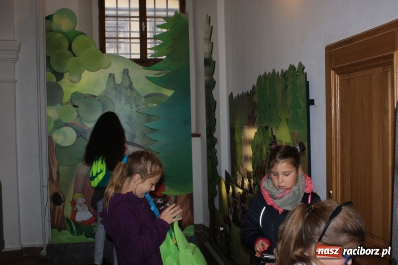 Zdjęcie w galerii na portalu naszraciborz.pl: W świecie rozbójnika Rumcajsa. Kolejne działanie projektowe krzanowickiego MOK wiadomości z regionu