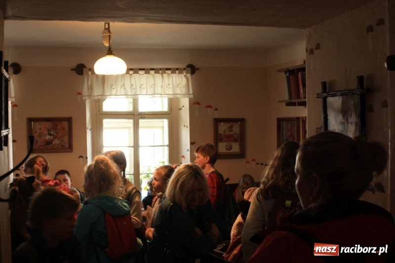 Zdjęcie w galerii na portalu naszraciborz.pl: W świecie rozbójnika Rumcajsa. Kolejne działanie projektowe krzanowickiego MOK wiadomości z regionu