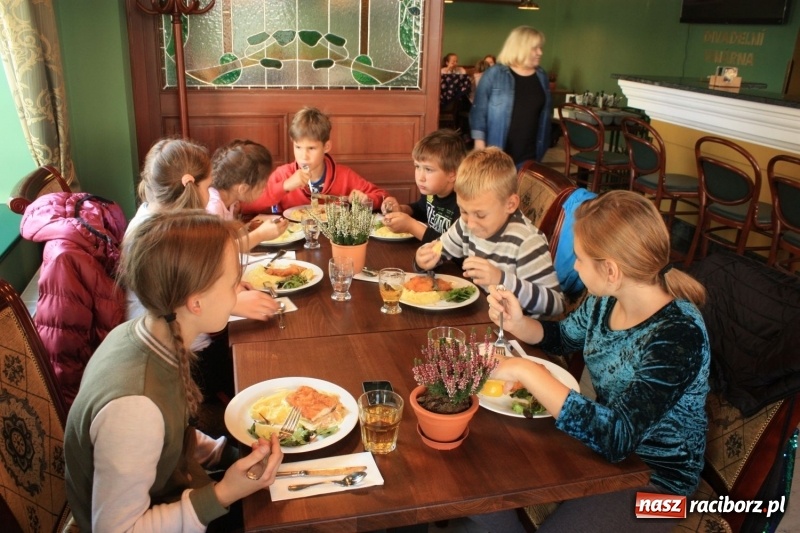 Zdjęcie w galerii na portalu naszraciborz.pl: W świecie rozbójnika Rumcajsa. Kolejne działanie projektowe krzanowickiego MOK wiadomości z regionu