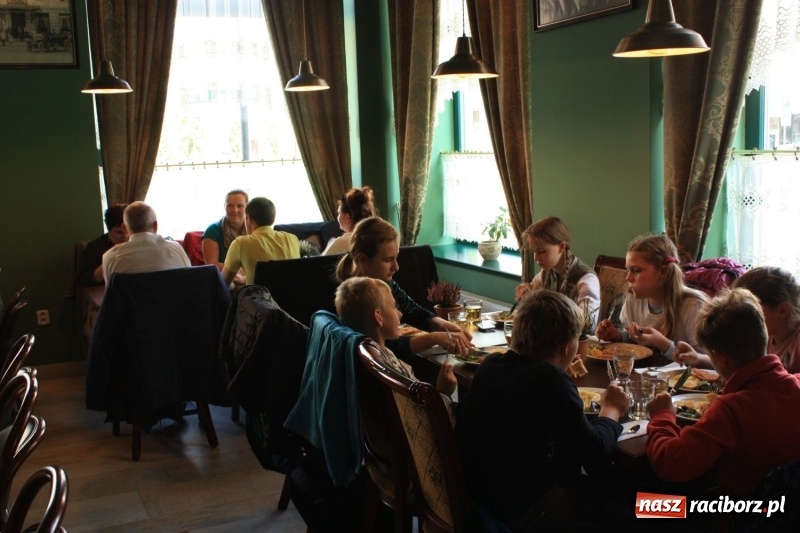 Zdjęcie w galerii na portalu naszraciborz.pl: W świecie rozbójnika Rumcajsa. Kolejne działanie projektowe krzanowickiego MOK wiadomości z regionu