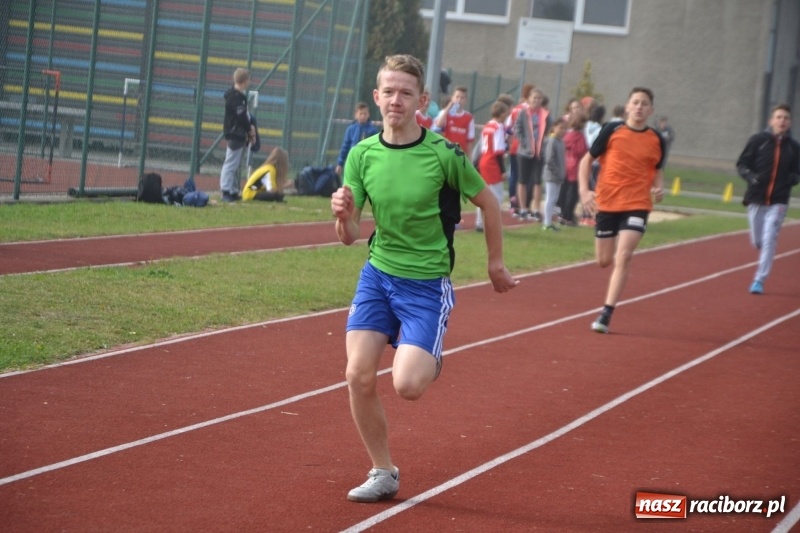Zdjęcie w galerii na portalu naszraciborz.pl: Gminne zawody w biegach przełajowych  wiadomości z regionu